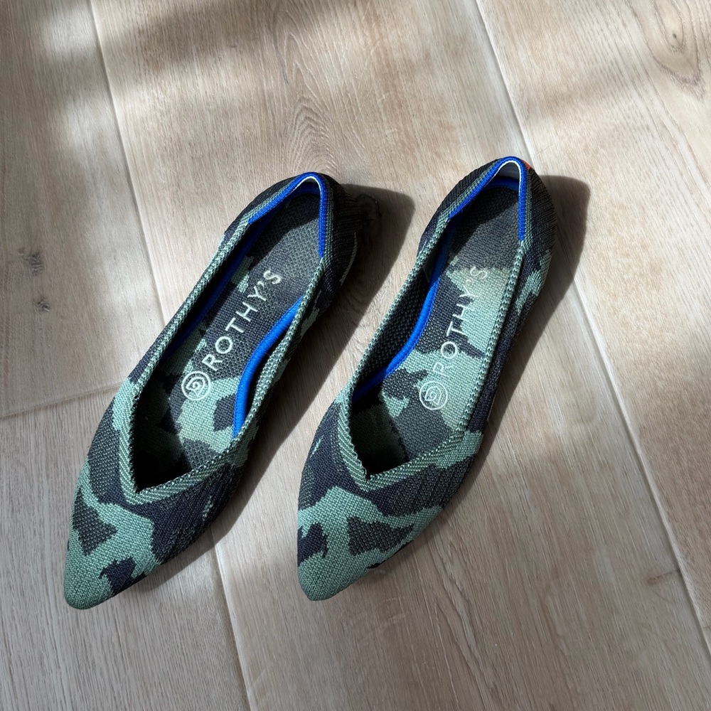 Rothy's Women's Pointed-Toe Flats in Green Camo Knit